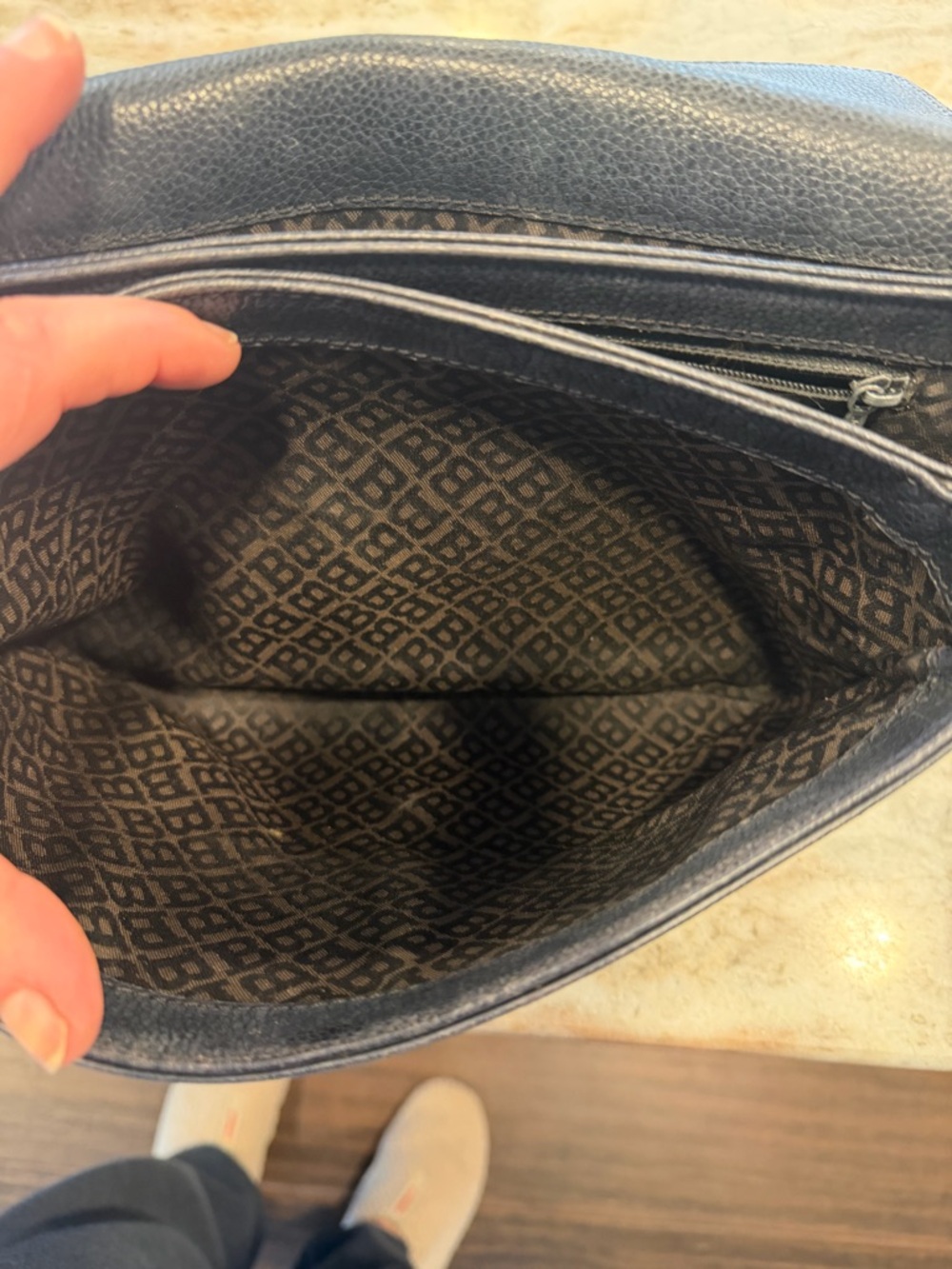 Vintage Bally navy leather bag - Picture 6 of 11